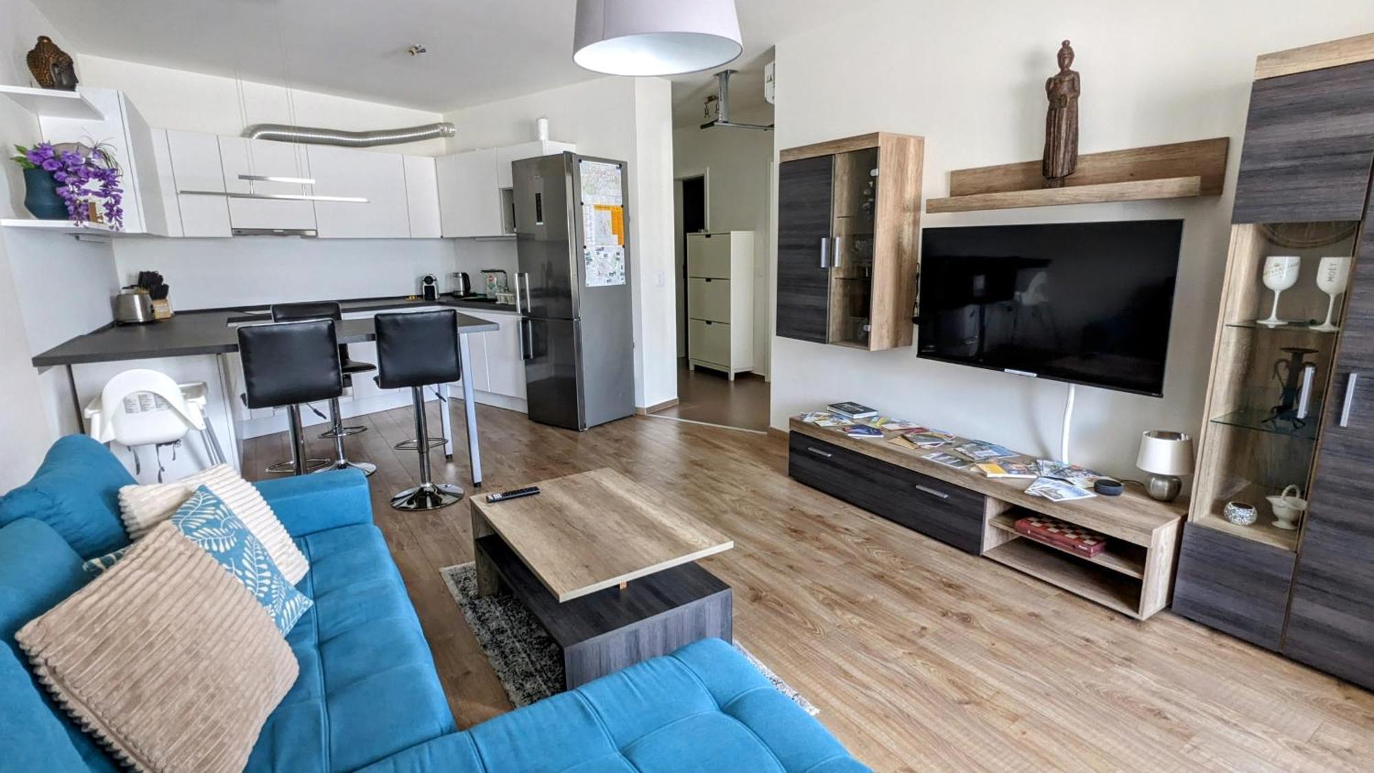 E2 Oldtown Luxury Apartment: All-Inclusive Urban Comfort Kosice Exterior photo